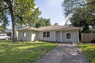 Building Photo - 7244 Rhobell St