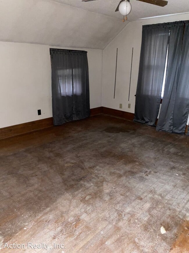 Building Photo - 2 br, 1 bath House - 735 S 18th St