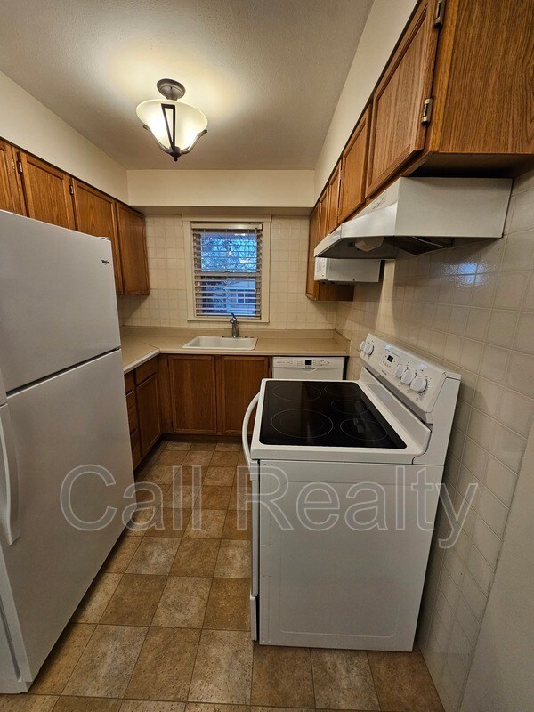 Foto del edificio - 827 W 11th Ave
