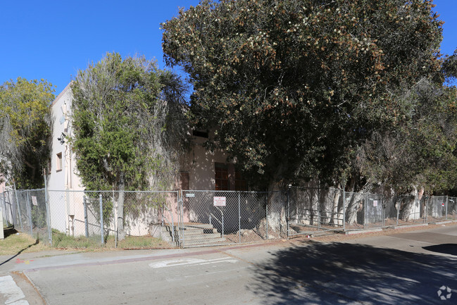 Primary Photo - Mission Beach Residences