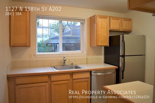 Foto del edificio - 1127 N 198th St
