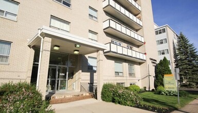 Building Photo - Centennial Towers & Braemore Plaza