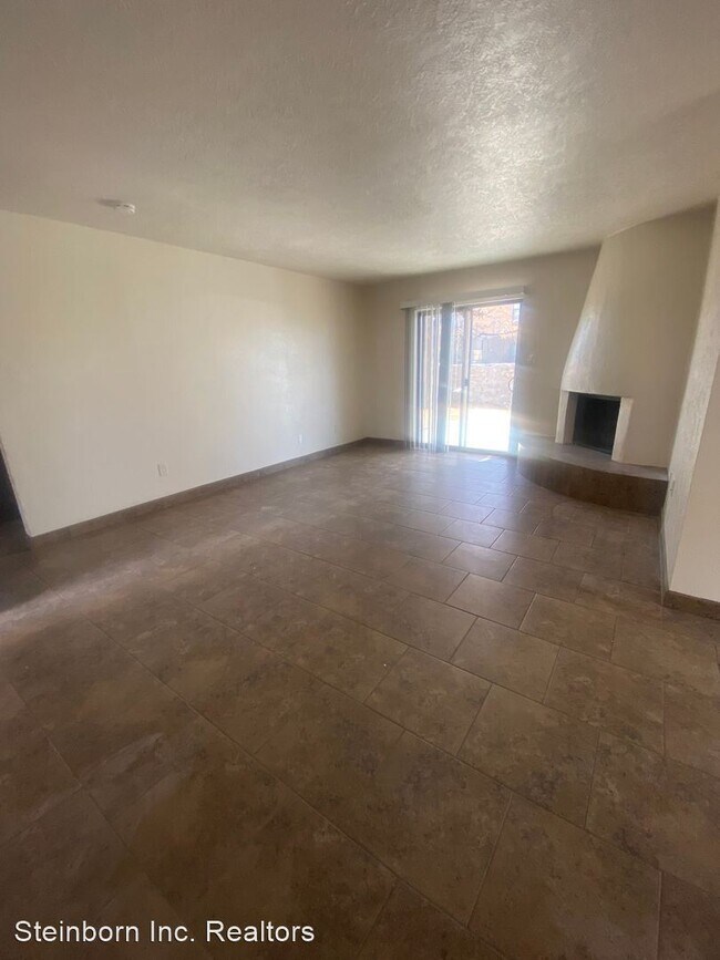 Foto del edificio - 2 br, 2 bath House - 2908 Los Amigos Unit A