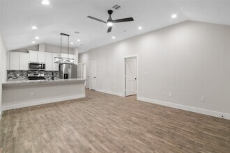 Building Photo - 13018 Walden Rd