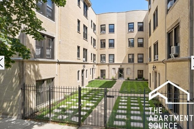 Building Photo - 1610 W Sunnyside Ave