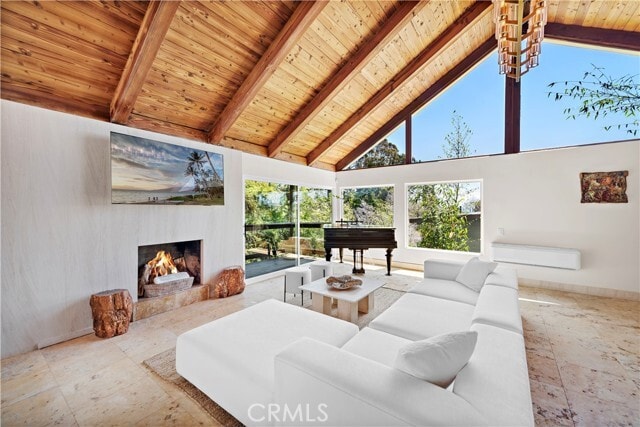 Building Photo - 785 Summit Dr