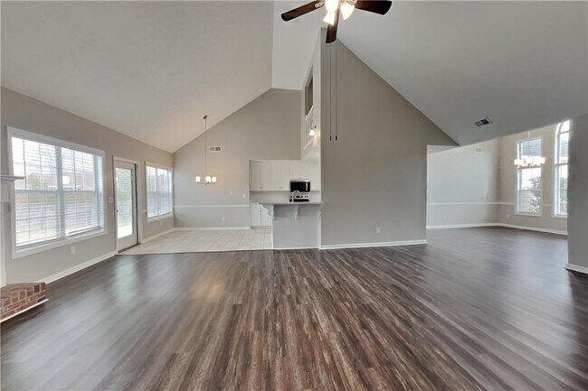 Foto del edificio - 129 Graybrook Ct