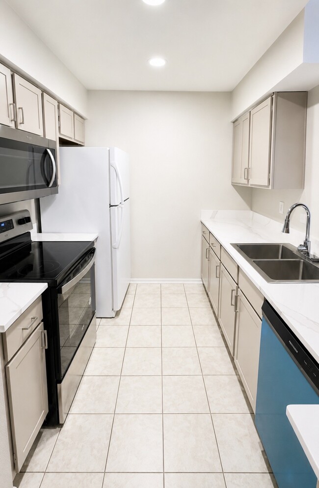 Building Photo - 4633 Wild Indigo St