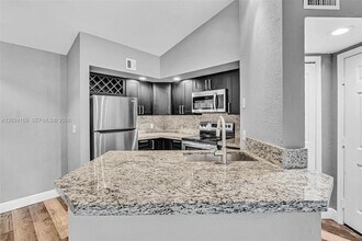 Building Photo - 3300 Pinewalk Dr N