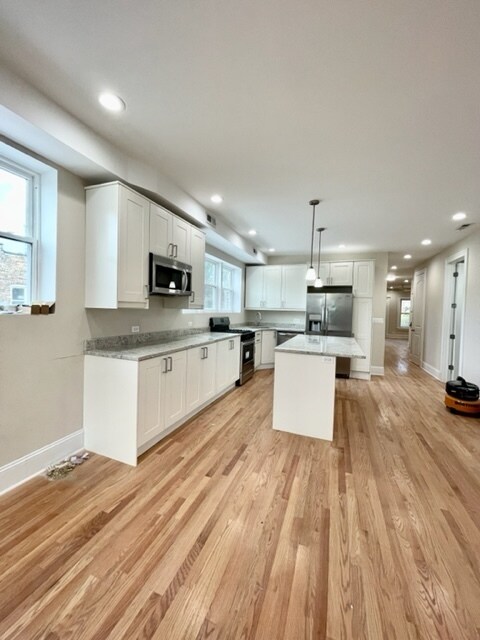 Foto del edificio - 5506 N Glenwood Ave