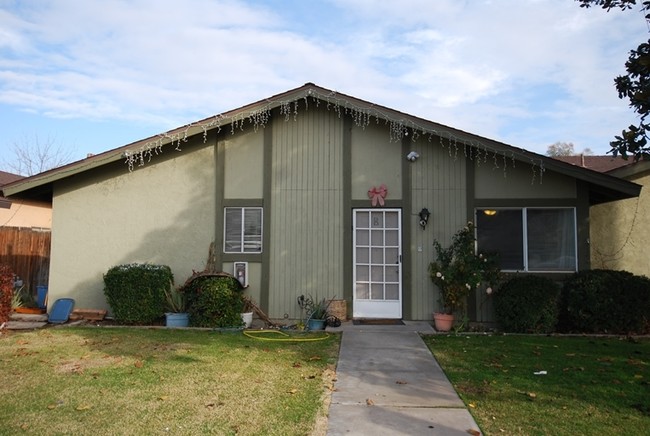 Building Photo - 6104 Stine Rd