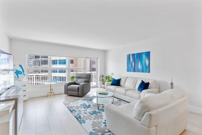 Building Photo - 3850 Galt Ocean Dr