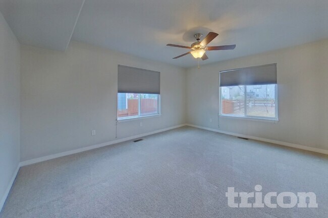 Foto del edificio - 9972 Emerald Vista Dr