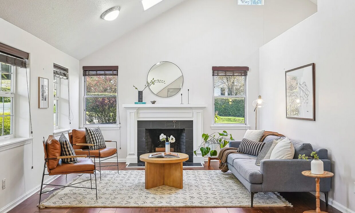 Foto principal - 7710 SW Oak St
