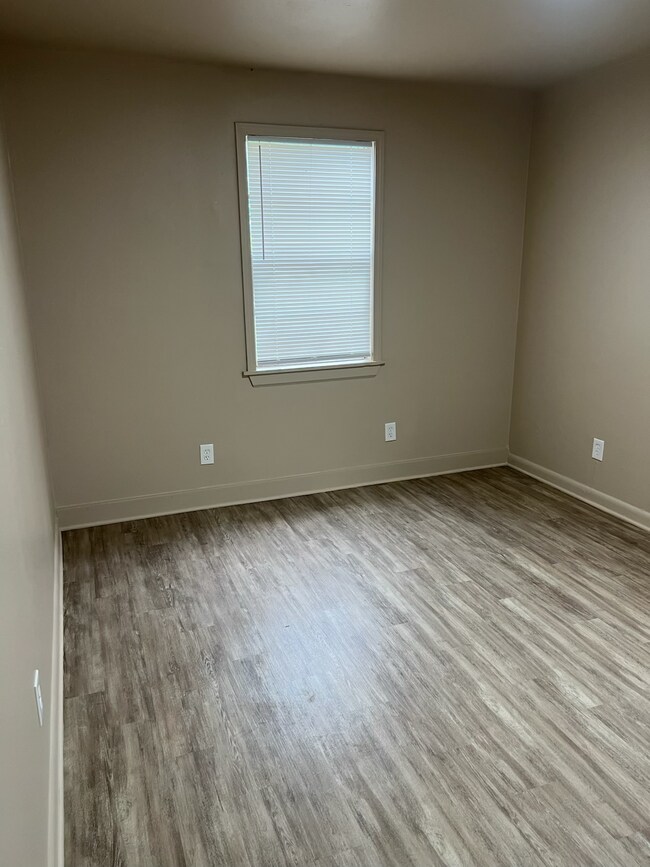 Foto del edificio - 4902 Werner Ave
