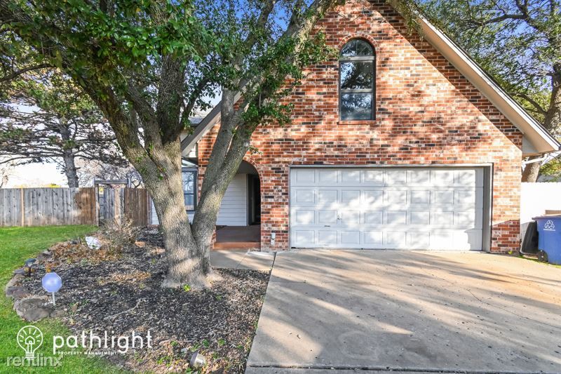 4 br, 2.5 bath House 7305 S Trenton Aven... House Rental in Tulsa