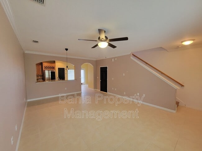 Building Photo - 14120 Oakham St