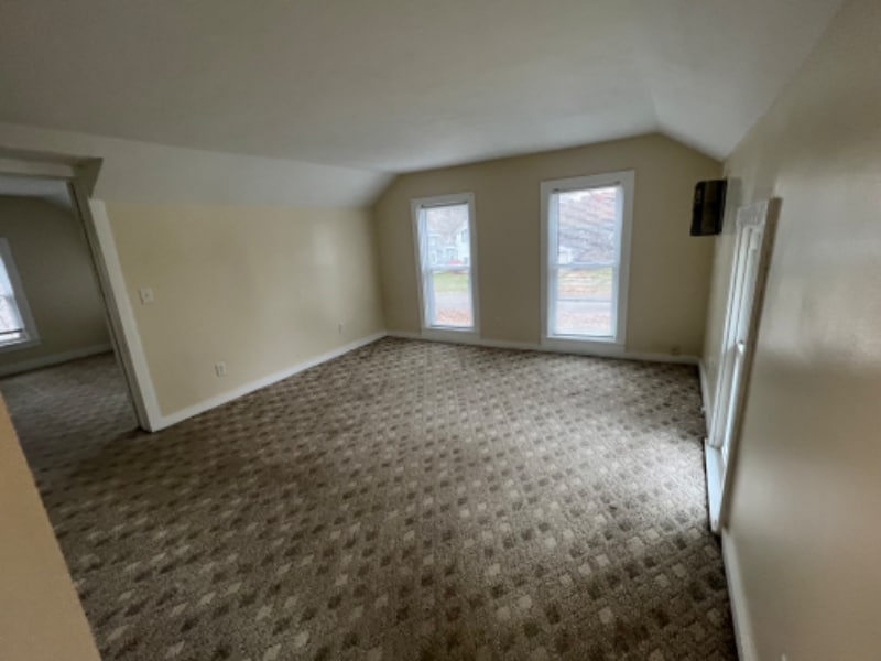 Building Photo - 208 Cass Ave