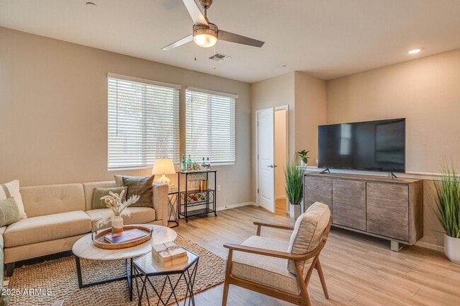 Building Photo - 16830 N 141st Ave