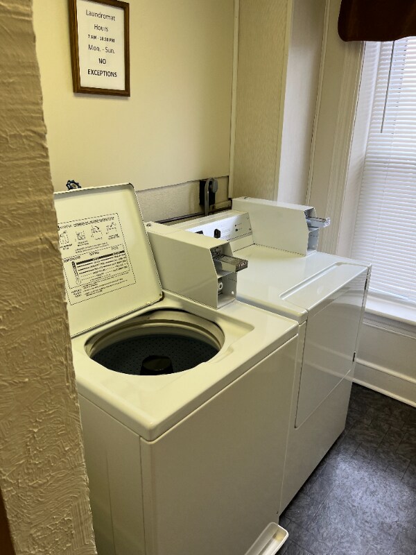 Building Photo - 20 E Potomac St