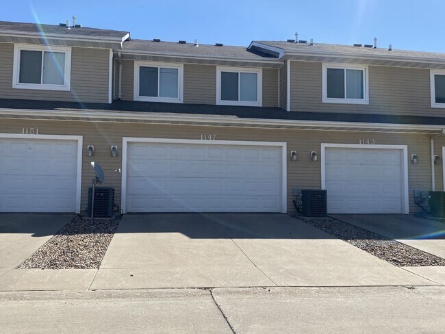 Foto del edificio - 1147 NE 7th Ln