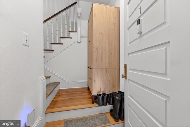 Foto del edificio - 1731 Riggs Pl NW