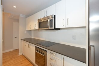 Building Photo - 111 Lawton Blvd