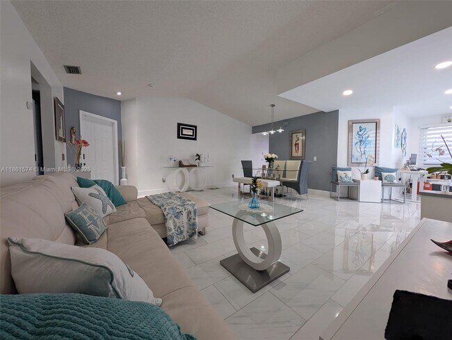 Foto del edificio - 15260 SW 45th Terrace