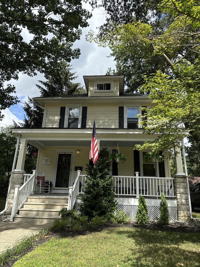Apartment located on second floor - 263 W 3rd St