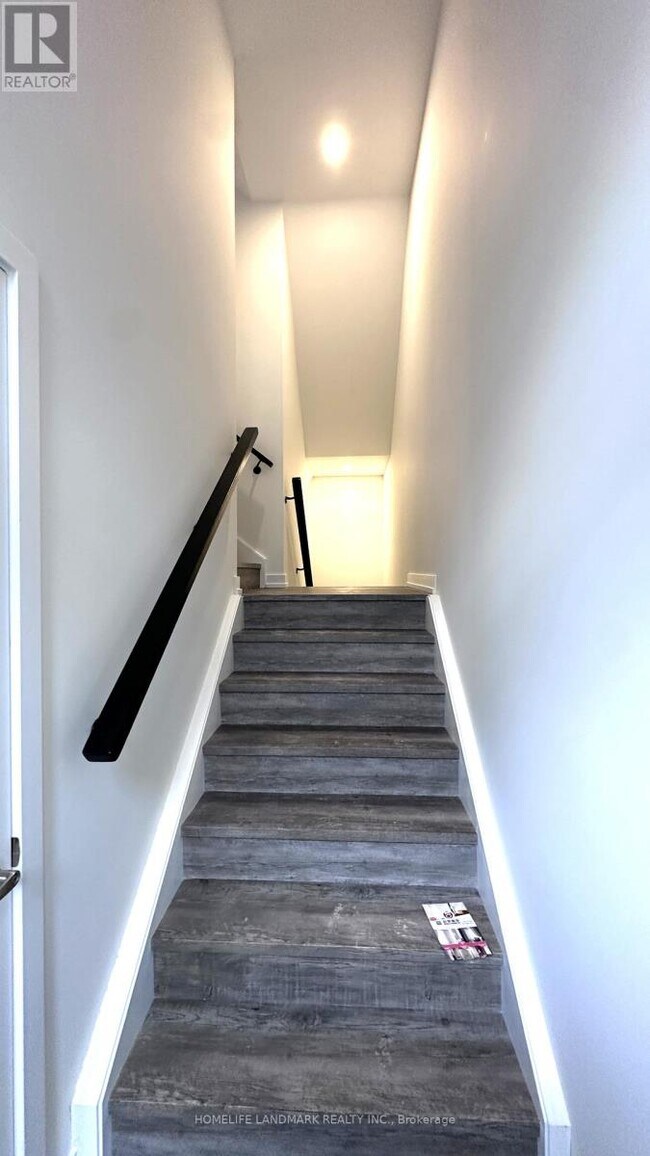 Building Photo - 45 Peace Ln