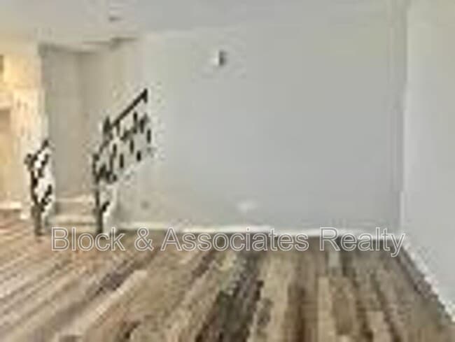 Building Photo - 1507 Glacier Dr