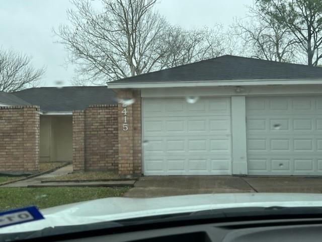 Foto del edificio - 2415 Pilgrims Point Dr