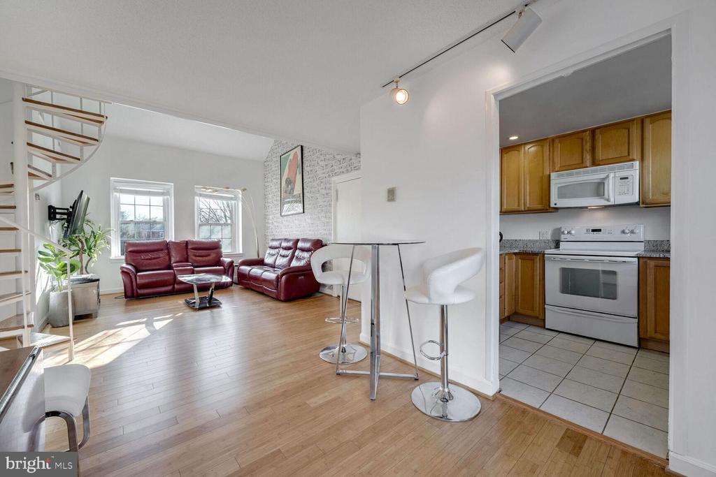 Foto principal - 2950 S Columbus St