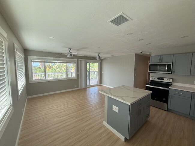 Building Photo - 67 Konale Pl