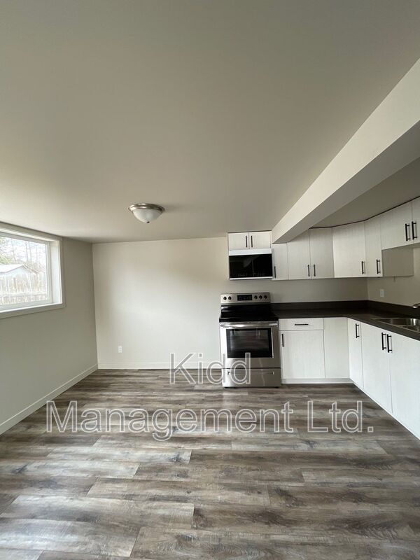 Building Photo - 2853 Meyer Rd