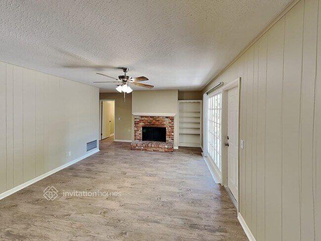 Foto del edificio - 3701 Colony Cove Trail