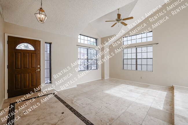 Building Photo - 7395 W Kerry Way