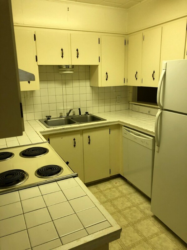 Building Photo - 2012 1/2 Johnston St