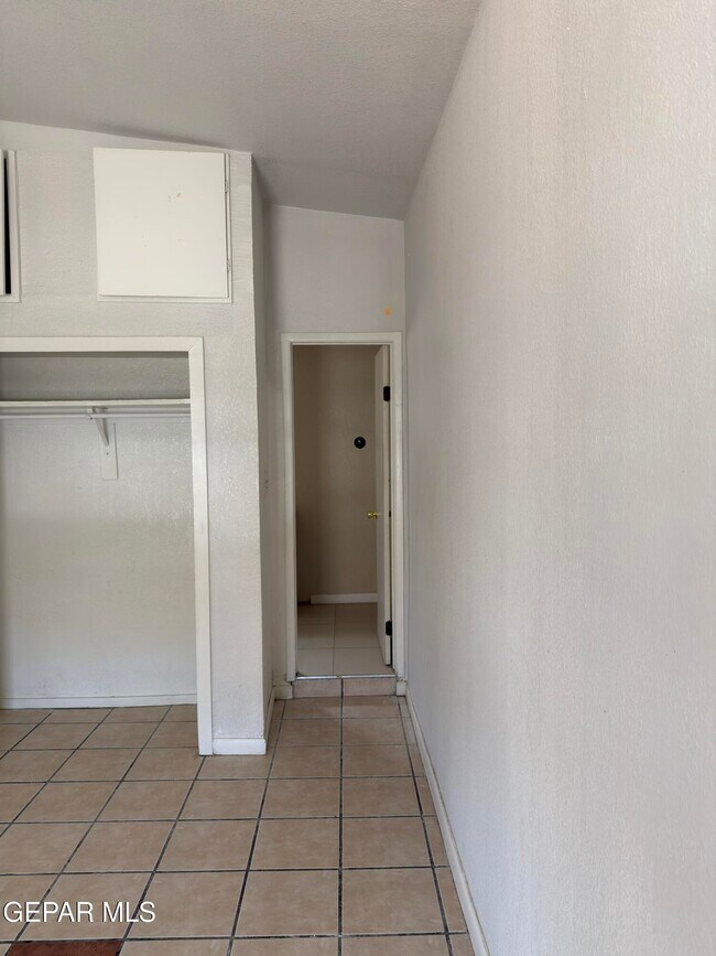Foto del edificio - 2920 Myles St