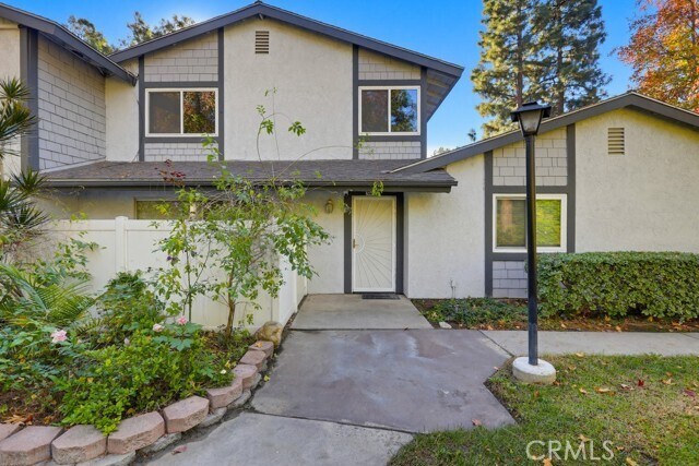 Foto del edificio - 6243 Flower Creek Ln