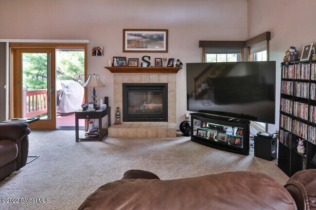 Foto del edificio - 8 Ashwood Ct