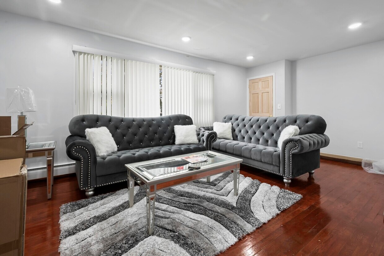 30 Peden Terrace, Kearny, NJ 07032 House Rental in Kearny, NJ