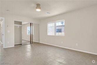 Building Photo - 2217 N Jones Blvd