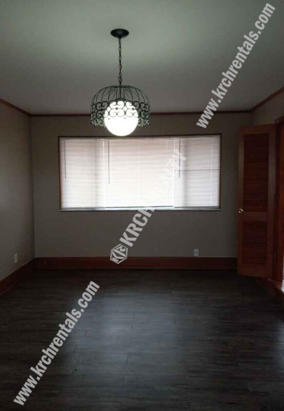 Foto del edificio - 3-Bedroom Home with Basement in Hazelwood ...