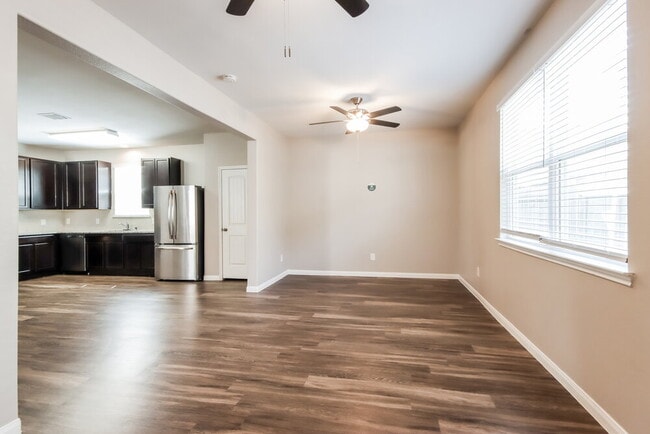 Building Photo - 5723 Flinders River Trail