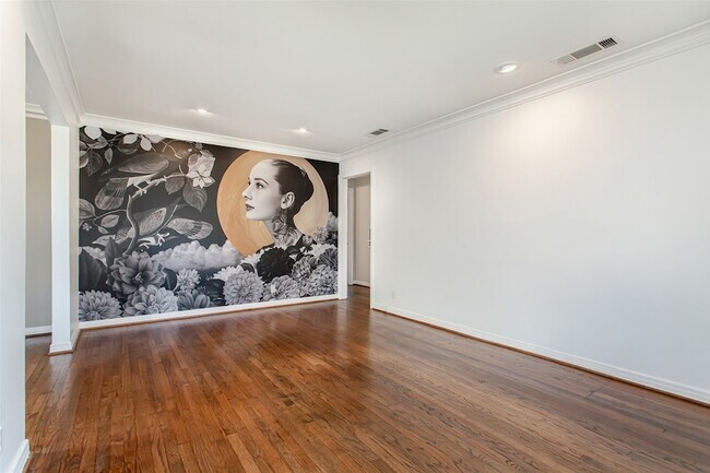 Foto del edificio - 8642 Daytonia Ave