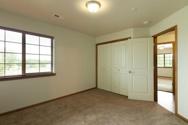 Foto del edificio - 2 bedroom in Tiffin IA 52340