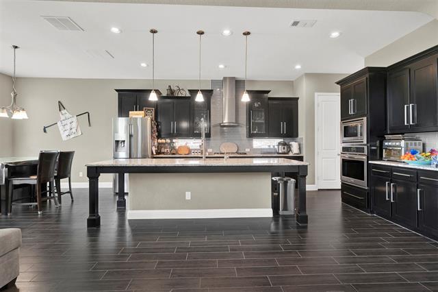 Building Photo - 12810 Avanti Dr