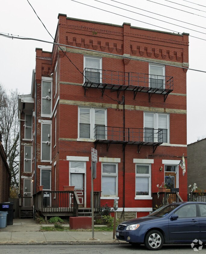 Foto del edificio - 3610-3612 Warsaw Ave
