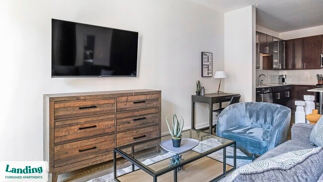 Building Photo - 825 Usener St